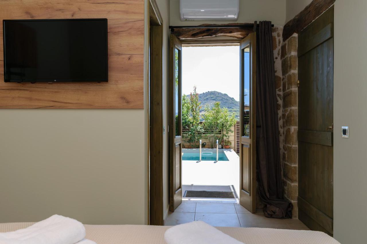 Effrosini Traditional Home Nopigia Exterior photo